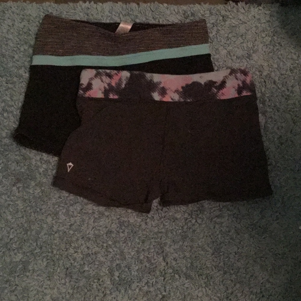 Iviva booty shorts
